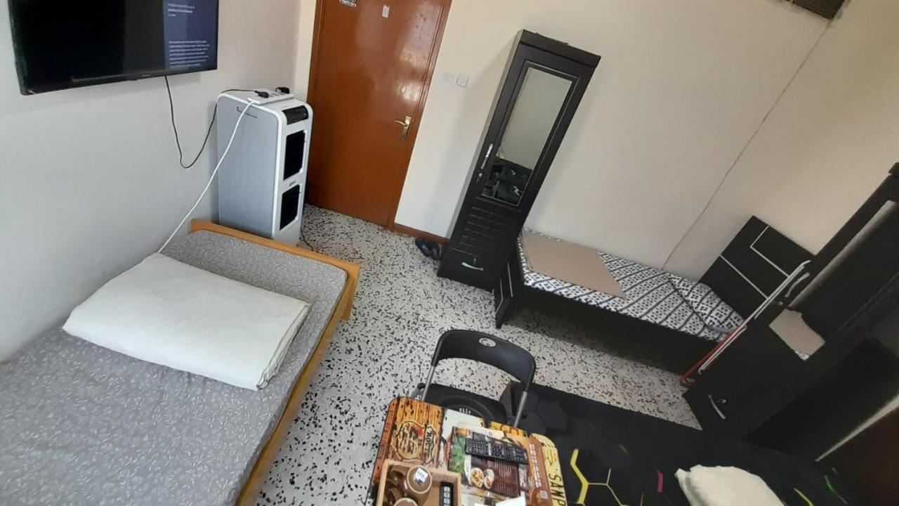 Admf#101-r1 Homestay Abu Dhabi